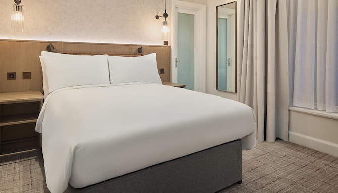 Radisson Blu Hotel, London Euston Square - Double Standard Room