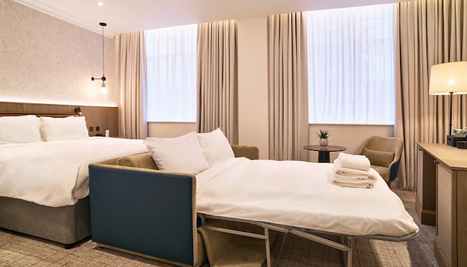 Radisson Blu Hotel, London Euston Square - Family Room