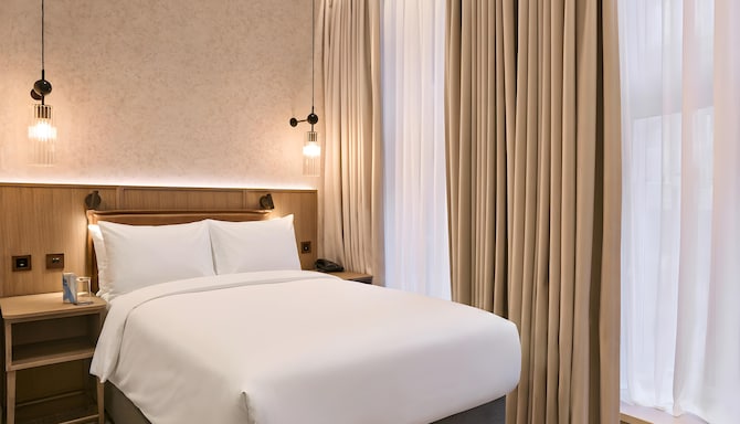 Radisson Blu Hotel, London Euston Square - Superior Single Room
