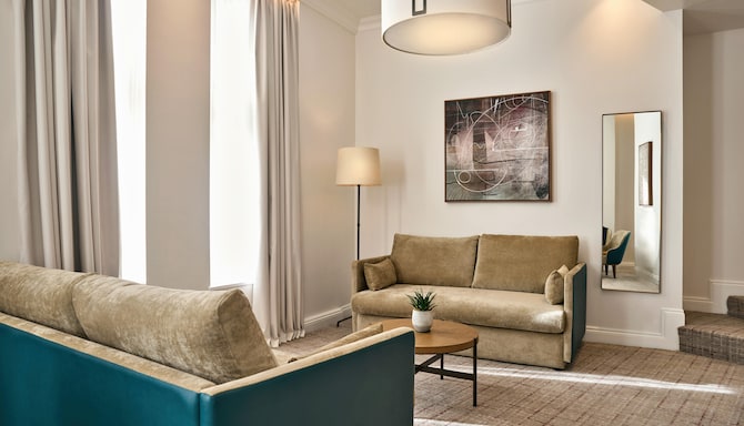 Radisson Blu Hotel, London Euston Square - Junior Suite