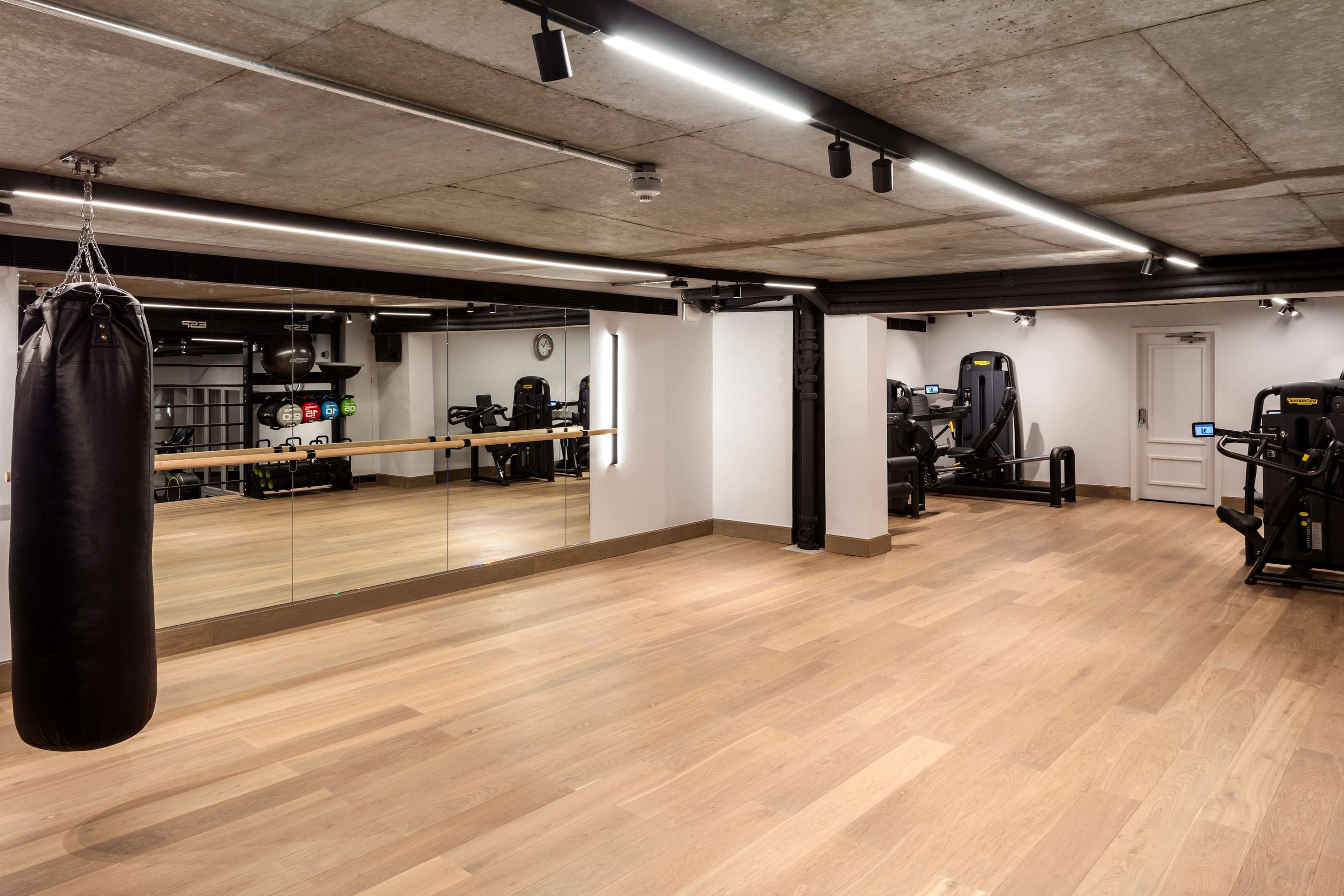 Health Club & Gym