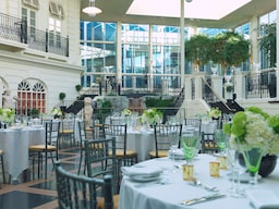 Radisson Blu Edwardian Heathrow Hotel & Conference Centre, London - Meetingraum - The Newbury Suite