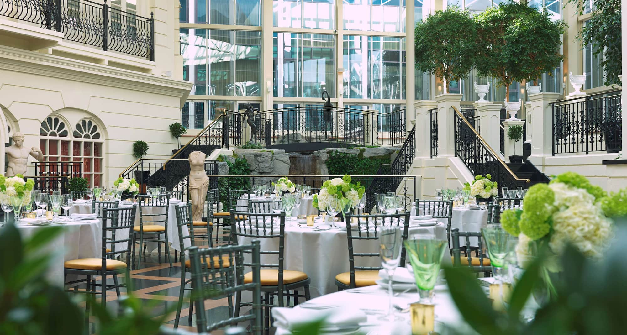 Radisson Blu Hotel, London Heathrow - Meeting Room - The Newbury Suite