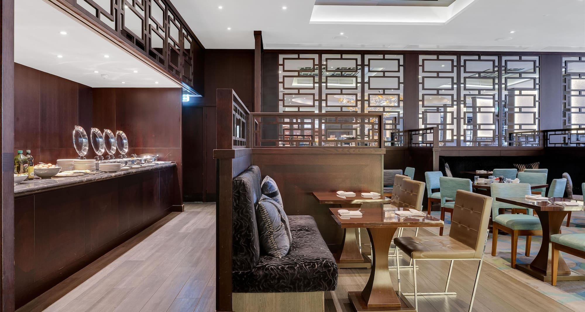 Radisson Blu Hotel, London Heathrow - Skyway Brasserie