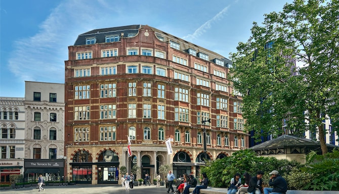 Radisson Blu Hotel, London Leicester Square - Exterior