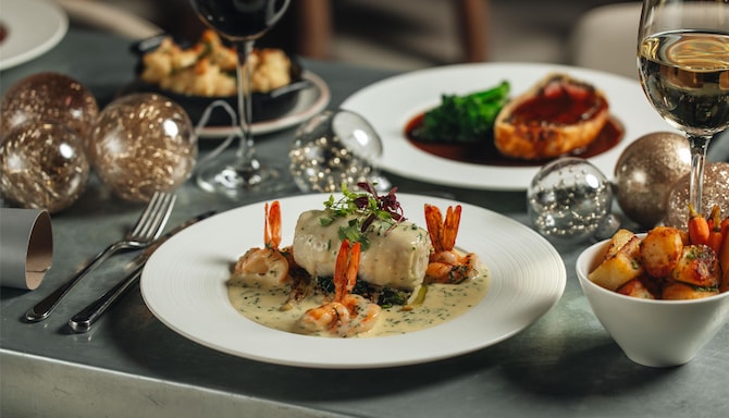 Radisson Blu Hotel, London Leicester Square - Leicester Square Kitchen Festive Season