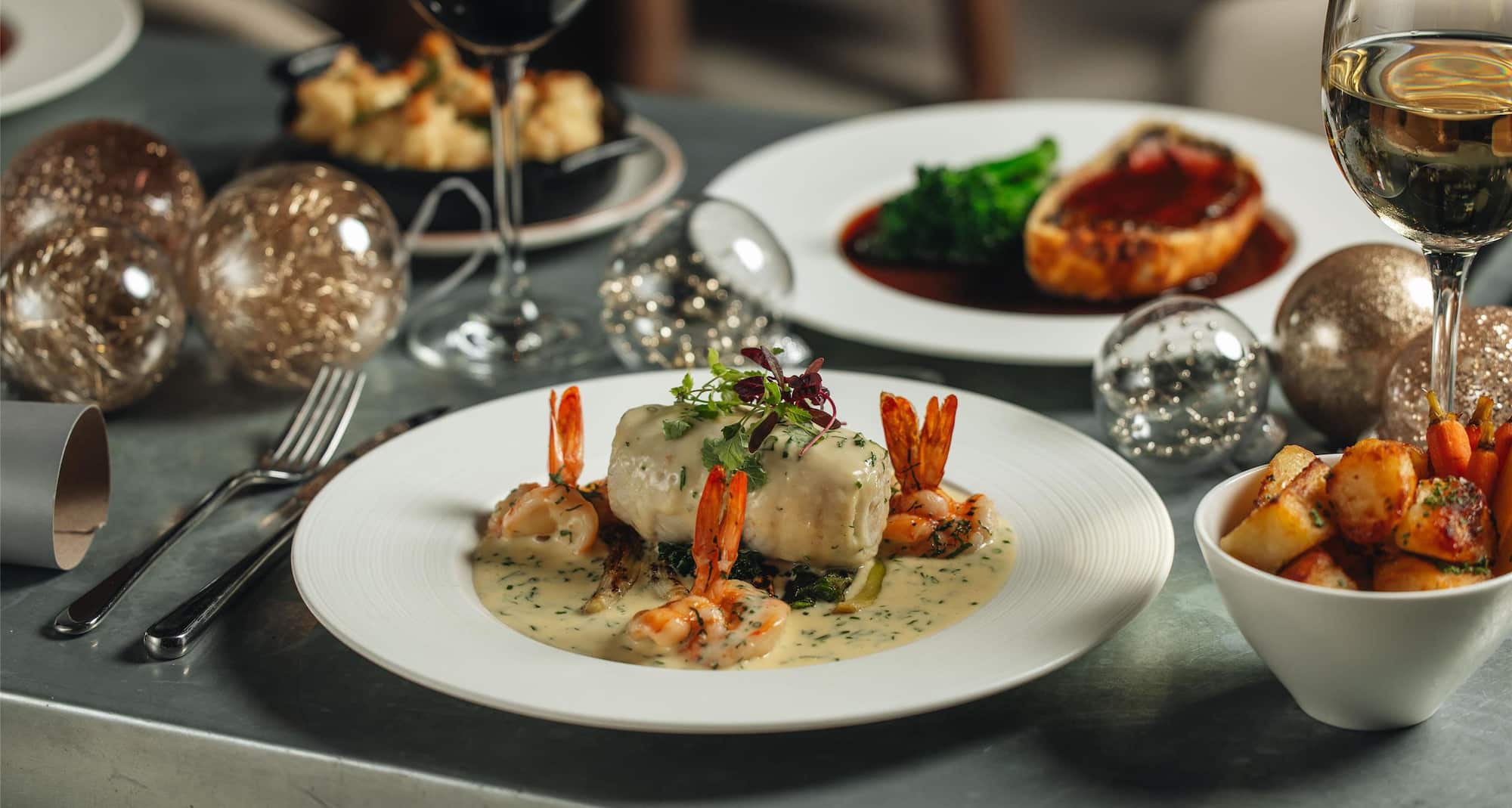 Radisson Blu Hotel, London Leicester Square - Leicester Square Kitchen Festive Season