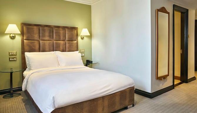 Radisson Blu Hotel, London Leicester Square - Standard Room