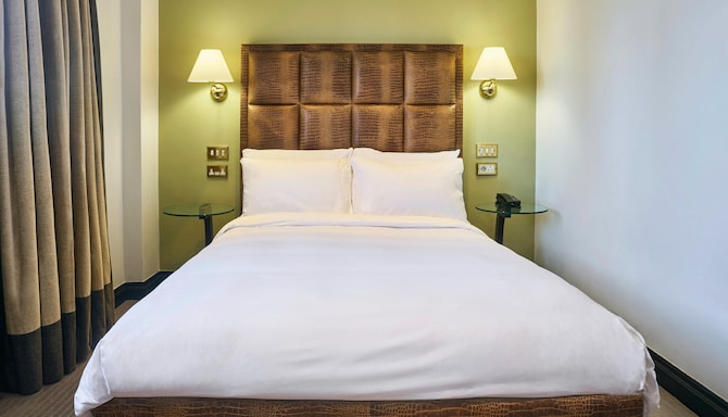 Radisson Blu Hotel, London Leicester Square - Standard Room