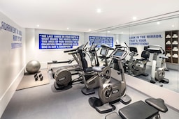 Radisson Blu Hotel, London Leicester Square - Gym
