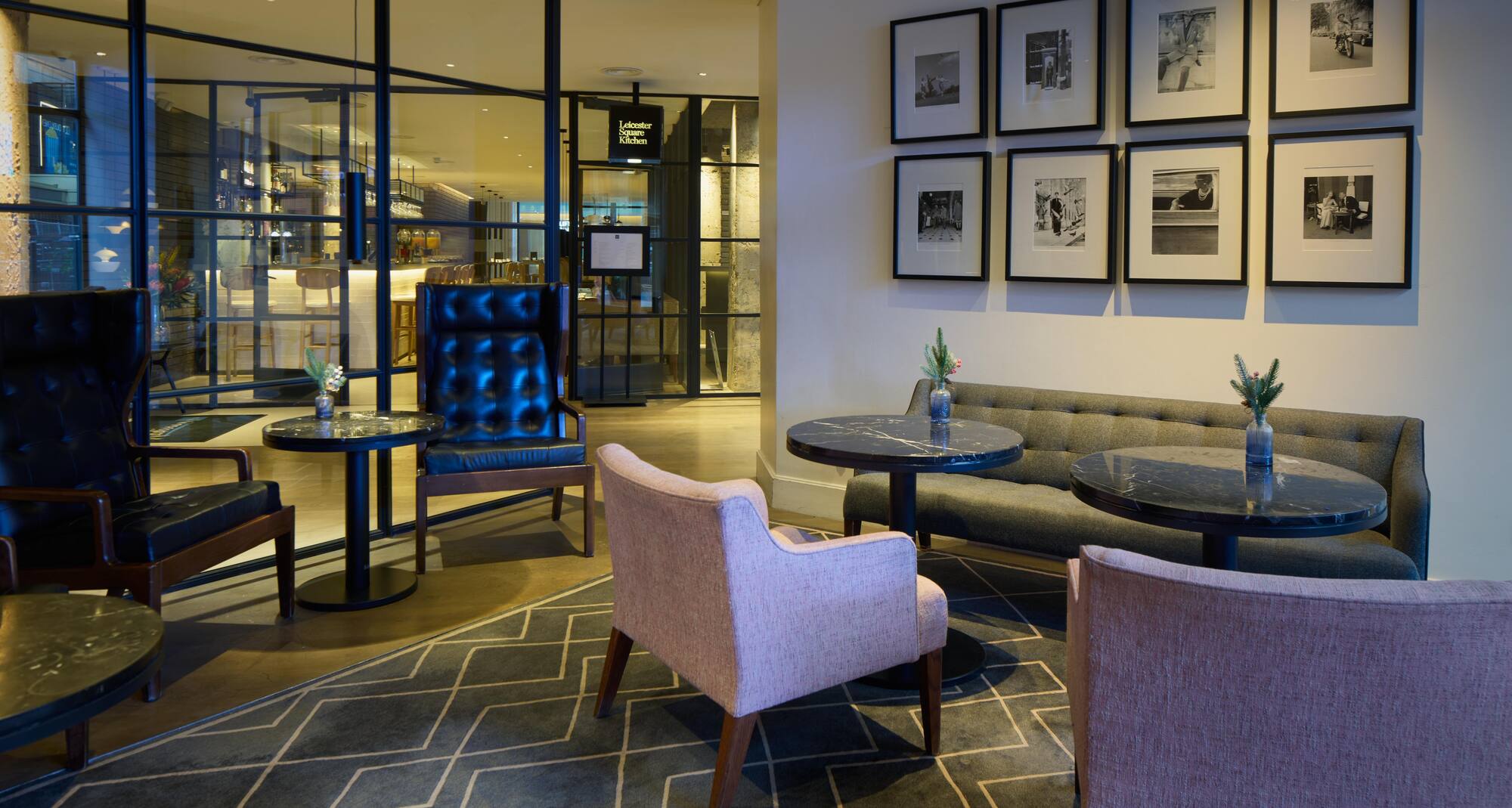 Radisson Blu Hotel, London Leicester Square - Vue du lobby