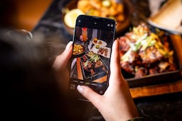 Radisson Blu Edwardian Hampshire Hotel, London - Leicester Square Kitchen Social
