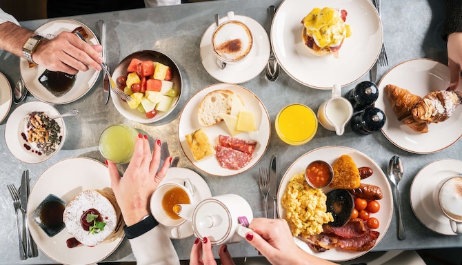 Radisson Blu Hotel, London Leicester Square - Hotel Breakfast