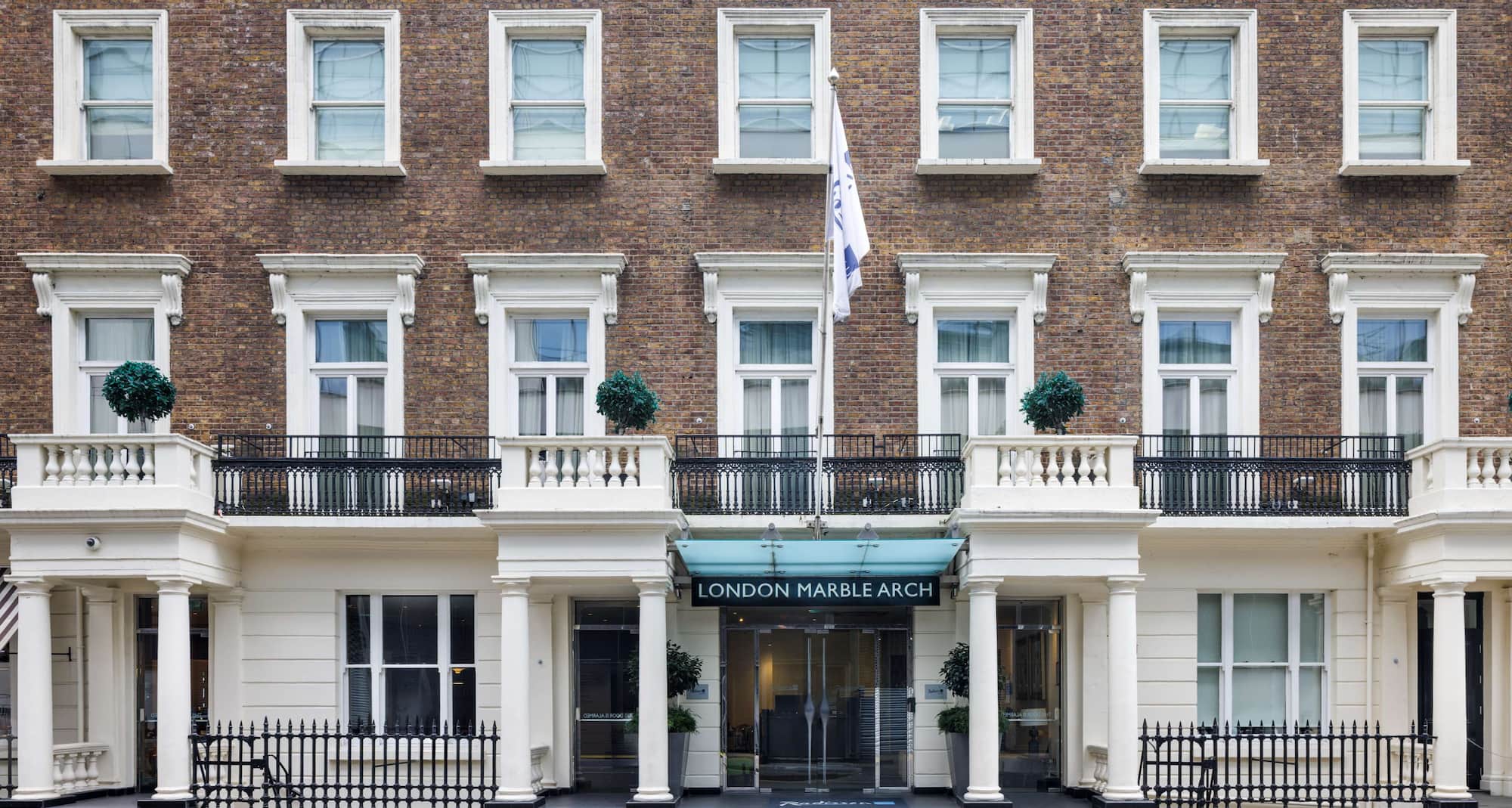 Radisson Blu Hotel, London Marble Arch - Exterior