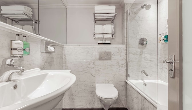 Radisson Blu Hotel, London Marble Arch - Suite