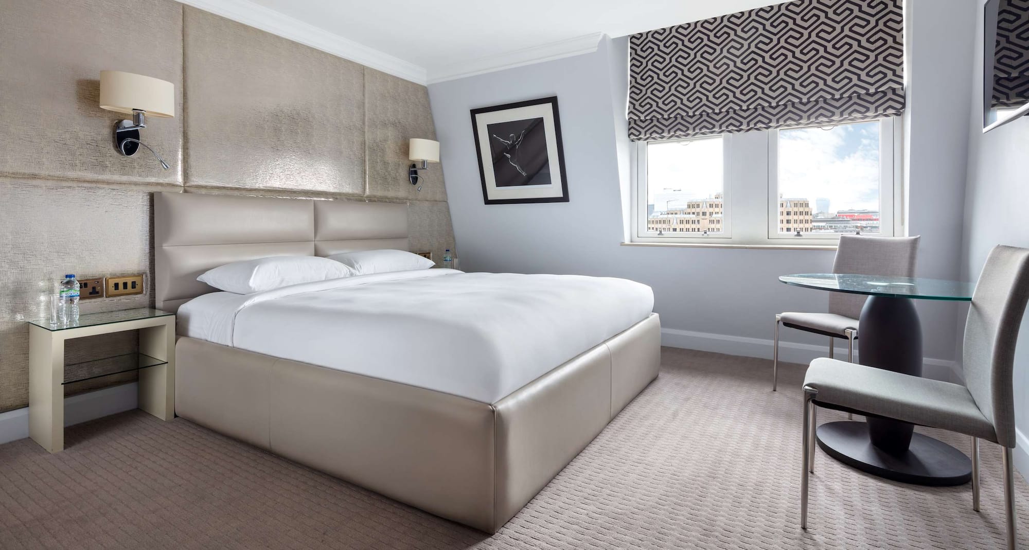 Radisson Blu Hotel, London Mercer Street - Bedroom Premium