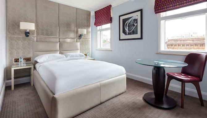 Radisson Blu Hotel, London Mercer Street - Bedroom Standard