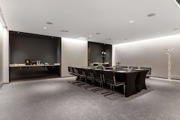 מלון Radisson Blu Edwardian Mercer Street בלונדון – חדר ישיבות – סידור חדר ישיבות