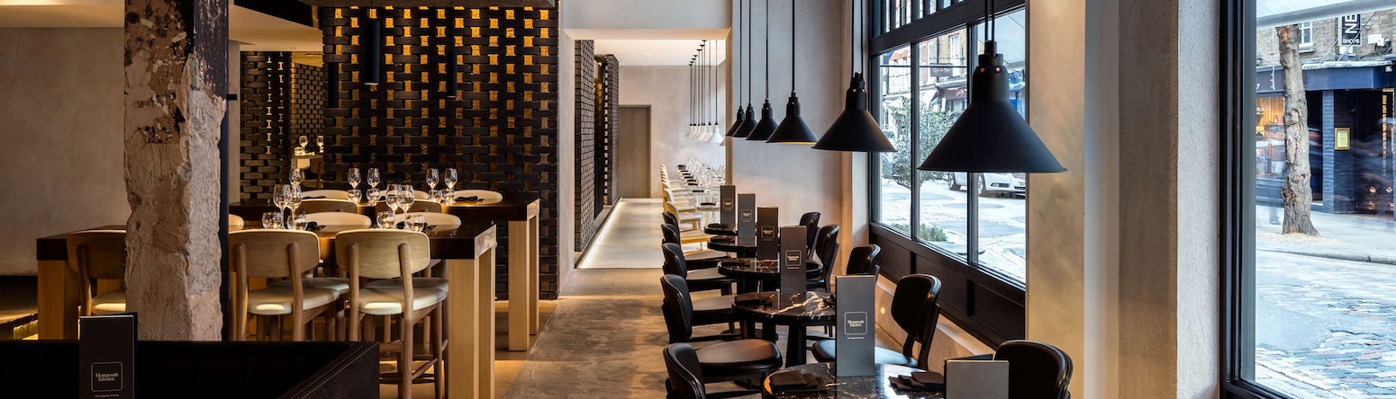 Radisson Blu Hotel, London Mercer Street - Monmouth Kitchen Restaurant