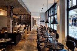 Radisson Blu Hotel, London Mercer Street - Monmouth Kitchen Restaurant