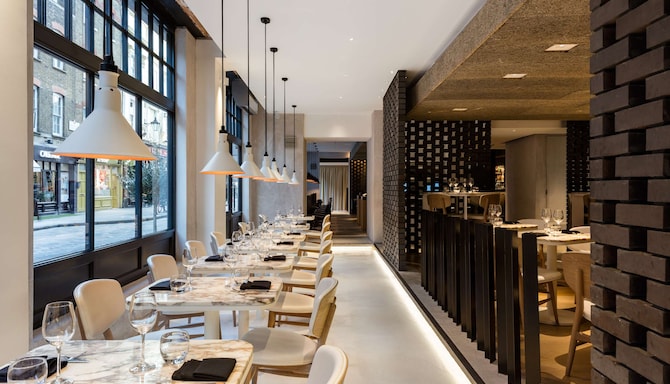 Radisson Blu Edwardian Mercer Street Hotel, London - Monmouth Kitchen Restaurant