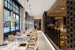 Radisson Blu Edwardian Bloomsbury Street Hotel בלונדון – מסעדת Monmouth Kitchen