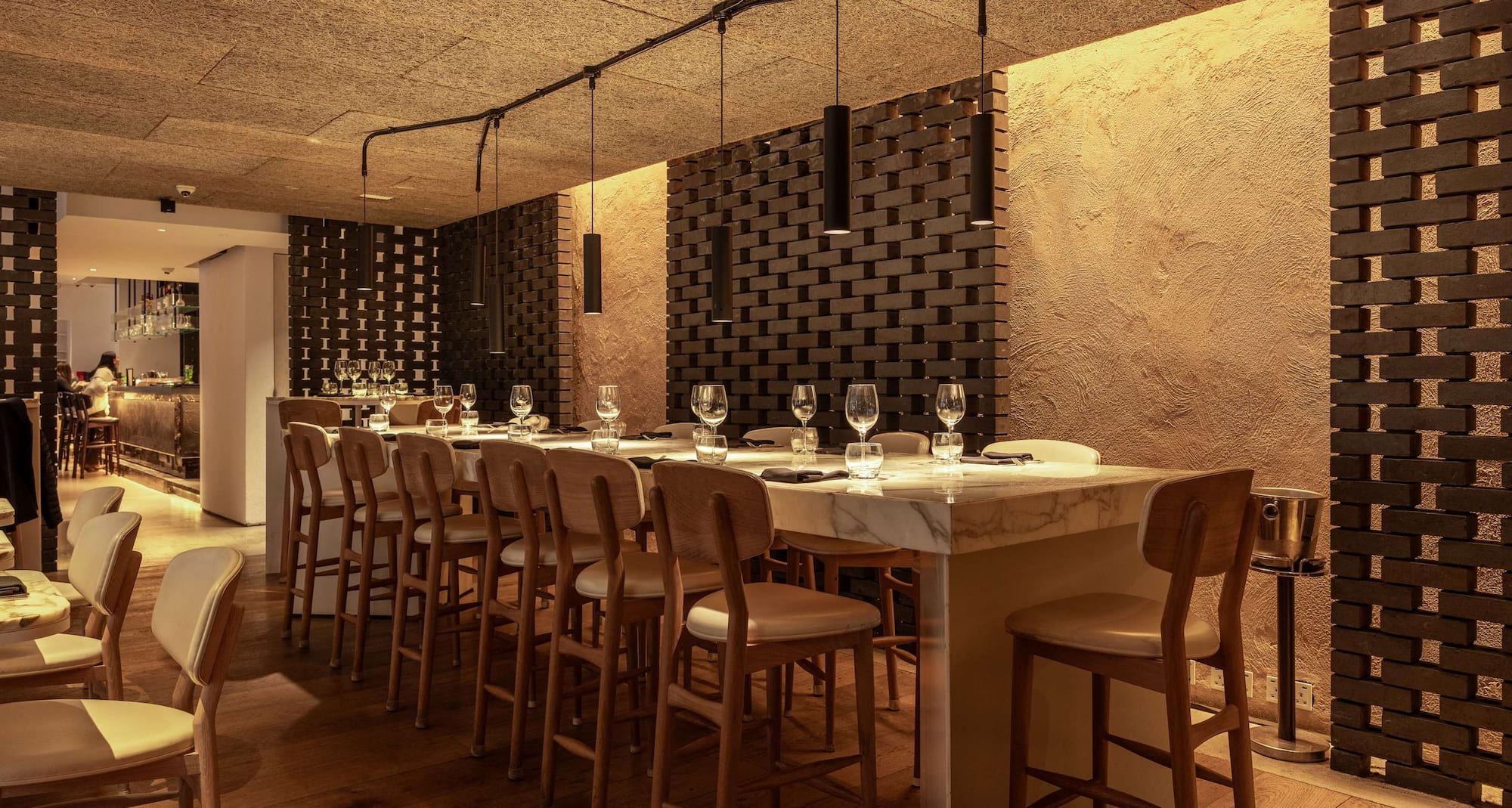 Radisson Blu Hotel, London Mercer Street - Monmouth Kitchen
