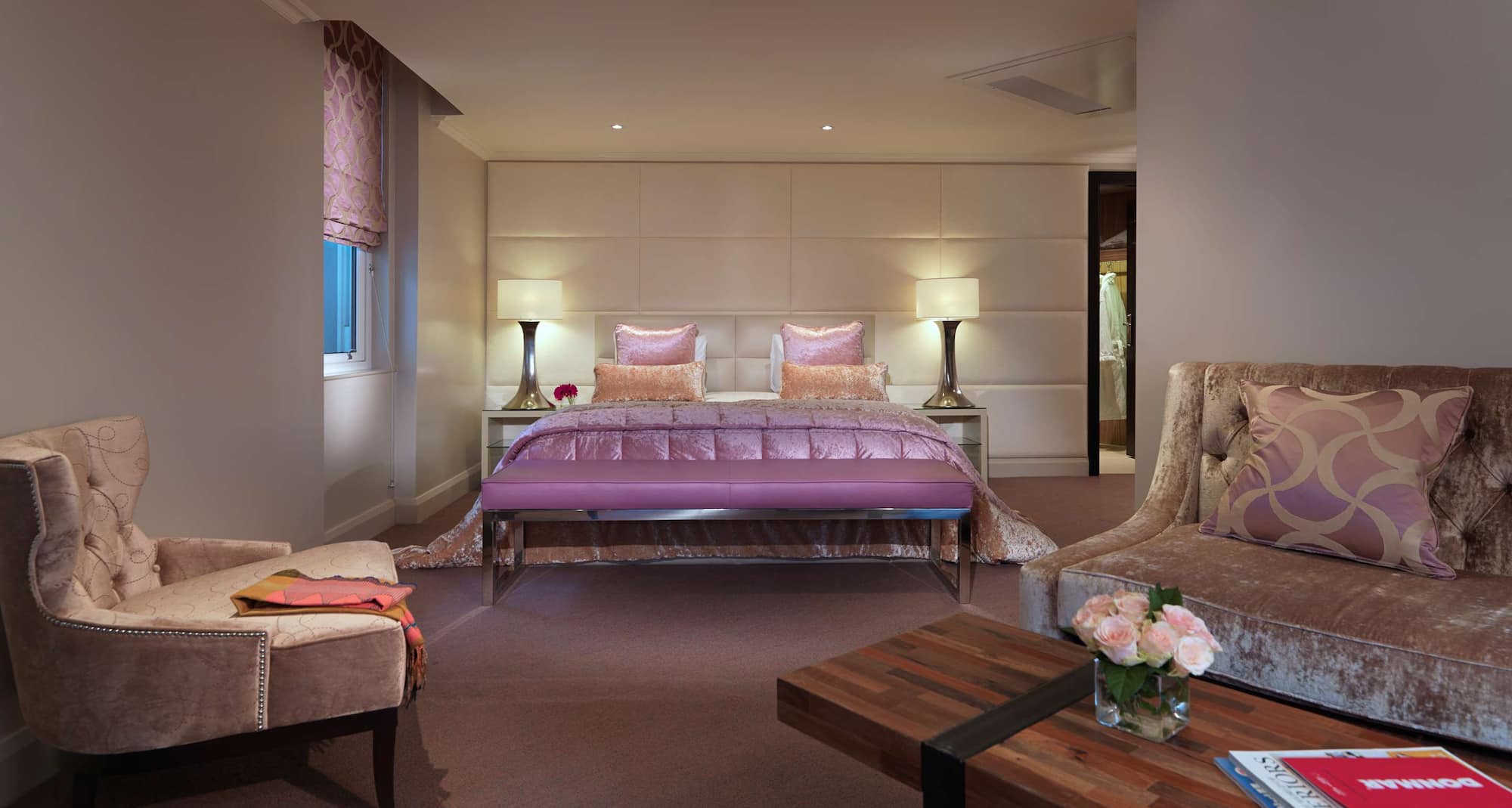 Radisson Blu Hotel, London Mercer Street - Corner Suite