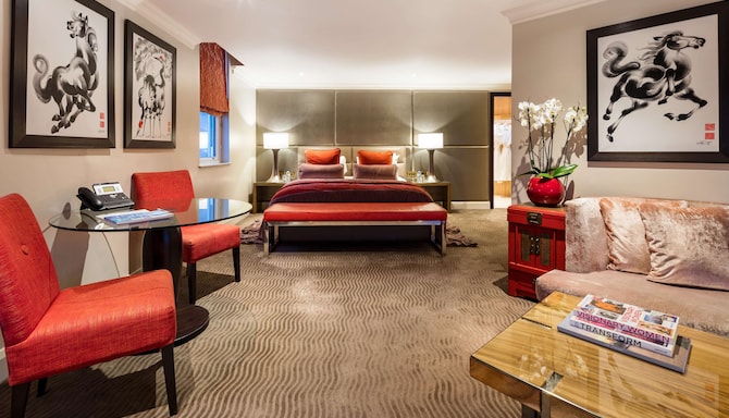 Radisson Blu Hotel, London Mercer Street - Corner Suite