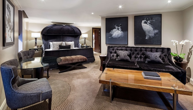 Radisson Blu Hotel, London Mercer Street - Corner Suite