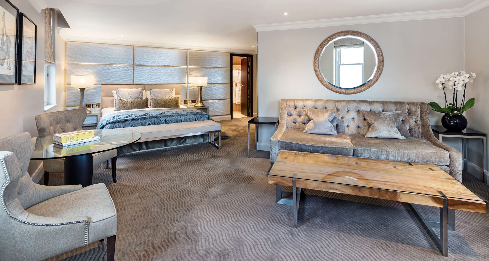 Radisson Blu Hotel, London Mercer Street - Corner Suite