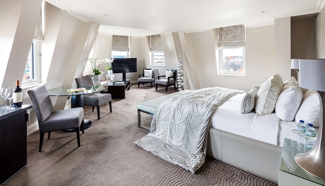 Radisson Blu Hotel, London Mercer Street - Corner Suite