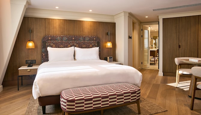 Radisson Blu Hotel, London Mercer Street - 套房