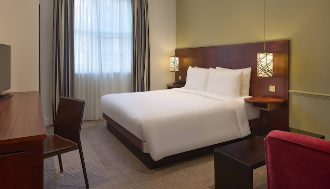 Radisson Blu Hotel, London South Kensington - Family Room