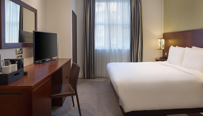 Radisson Blu Hotel, London South Kensington - Family Room