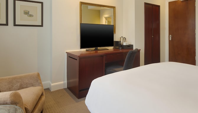 Radisson Blu Hotel, London South Kensington - Premium Room