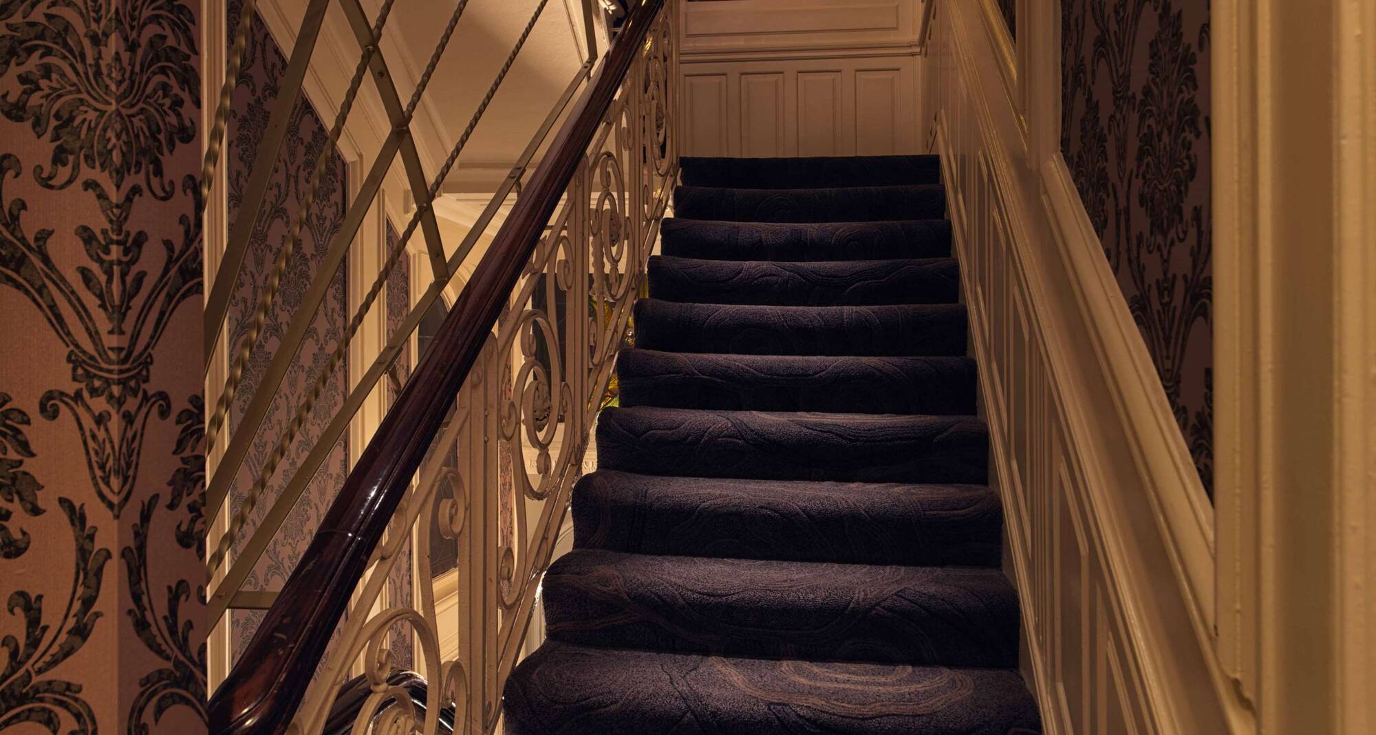 Radisson Blu Hotel, London South Kensington - 大堂景观