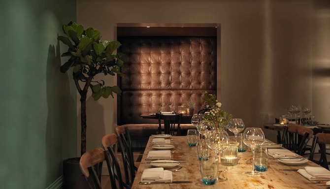 Radisson Blu Edwardian Vanderbilt Hotel, London - Scoff & Banter Restaurant