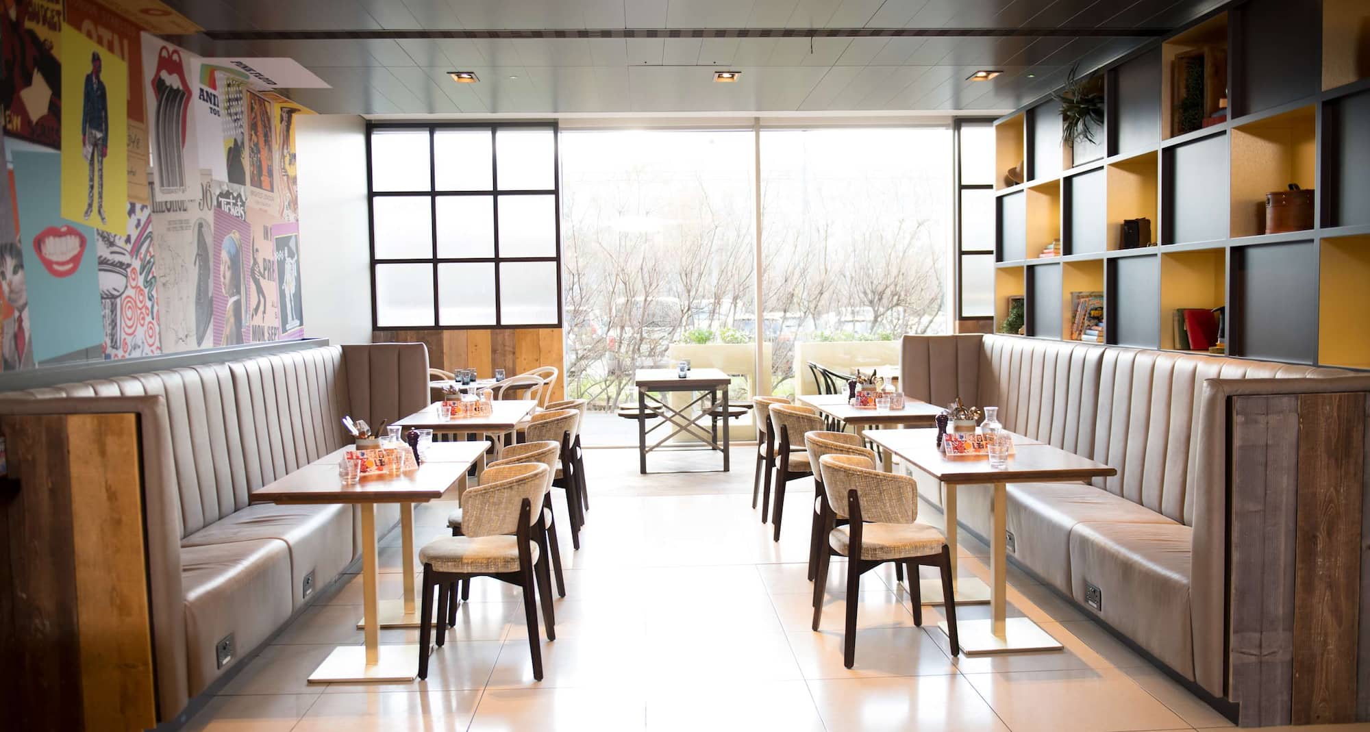 Radisson Blu Hotel London Stansted Airport - Restaurant Collage
