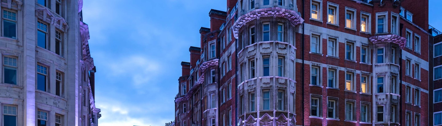 Radisson Blu Edwardian Kenilworth Hotel, London - Exterior