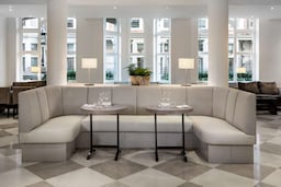 Radisson Blu Edwardian Kenilworth Hotel, London - Restaurant Scoff and Banter