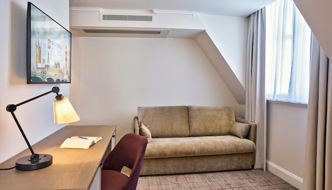 Radisson Blu Hotel, London Tottenham Court Road - Junior Suite