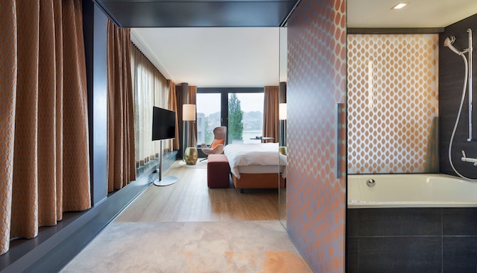 Radisson Blu Hotel, Lucerne - Premium Room Lakeside