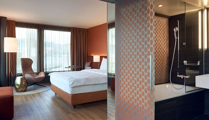 Radisson Blu Hotel, Lucerne - Premium Room Lakeside