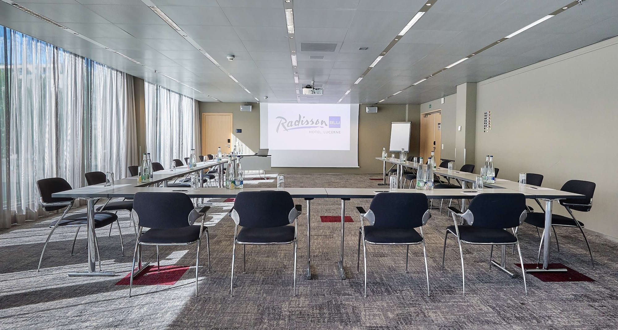 Radisson Blu Hotel, Lucerne - Schirmer Uform Logo