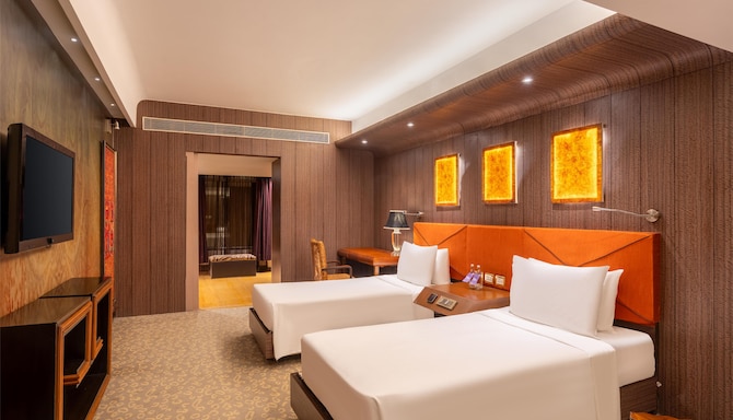 Radisson Blu Hotel, Ludhiana - Business Class Twin Bed