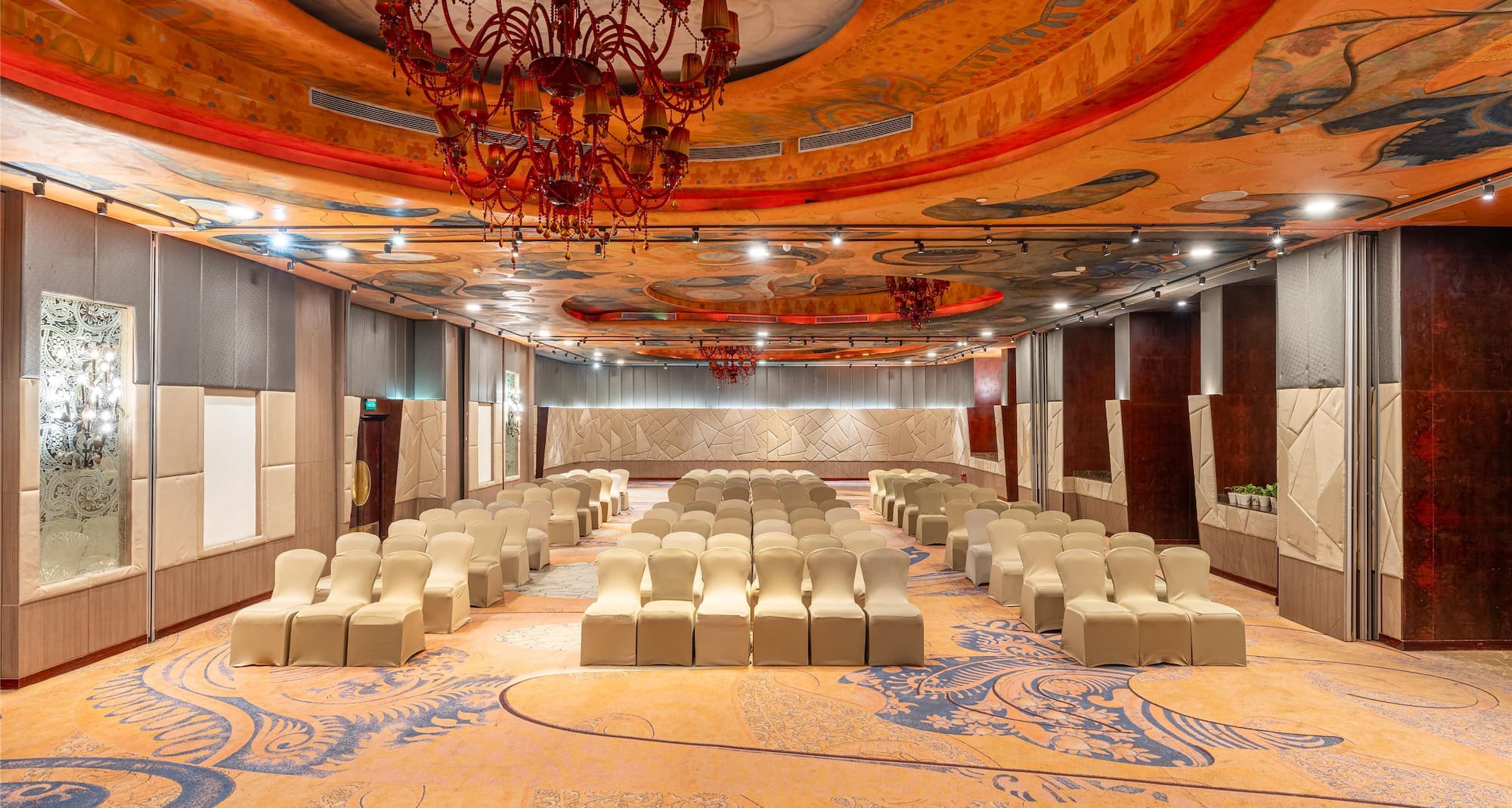 Radisson Blu Hotel, Ludhiana - Paisley