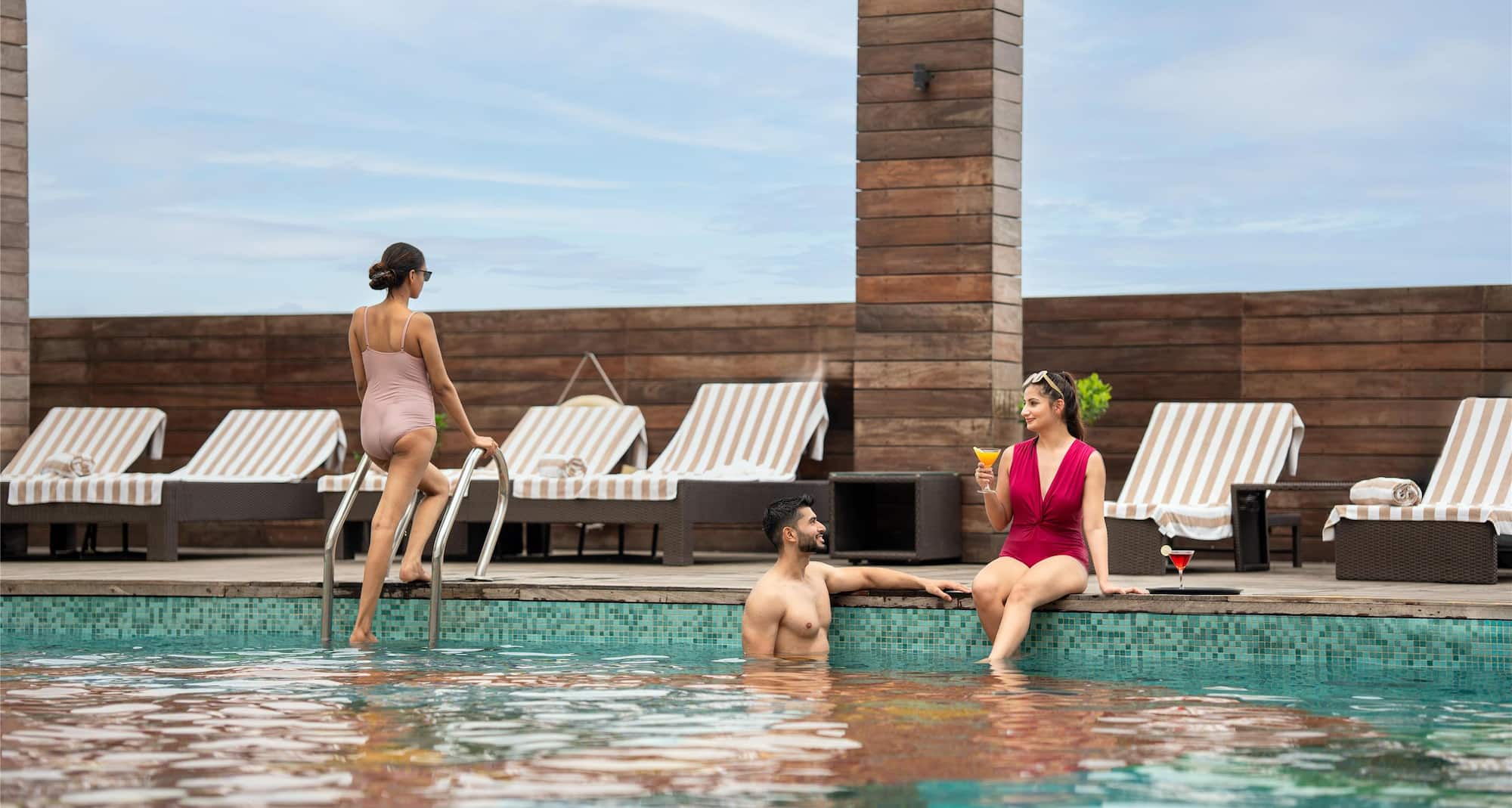 Radisson Blu Hotel, Ludhiana - Pool - Guest Experience