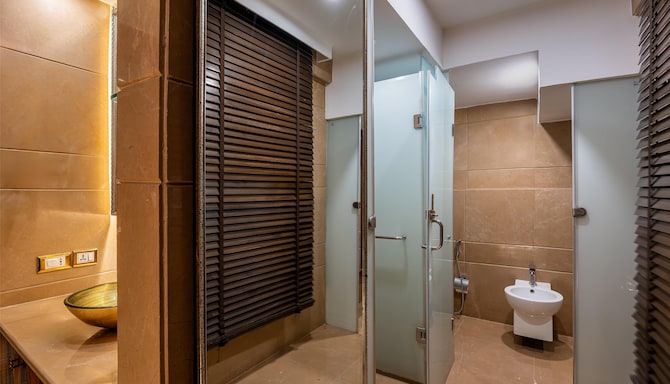 Radisson Blu Hotel, Ludhiana - Executive Suite Bathroom