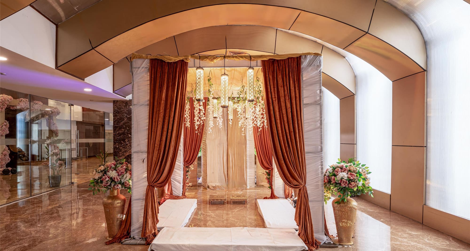 Radisson Blu Hotel, Ludhiana - Amber